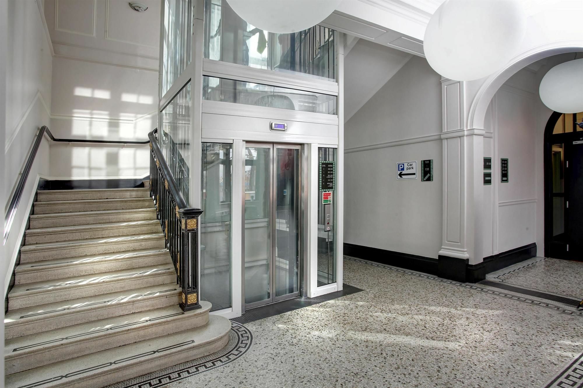 Best Western London Peckham Hotel Exteriör bild